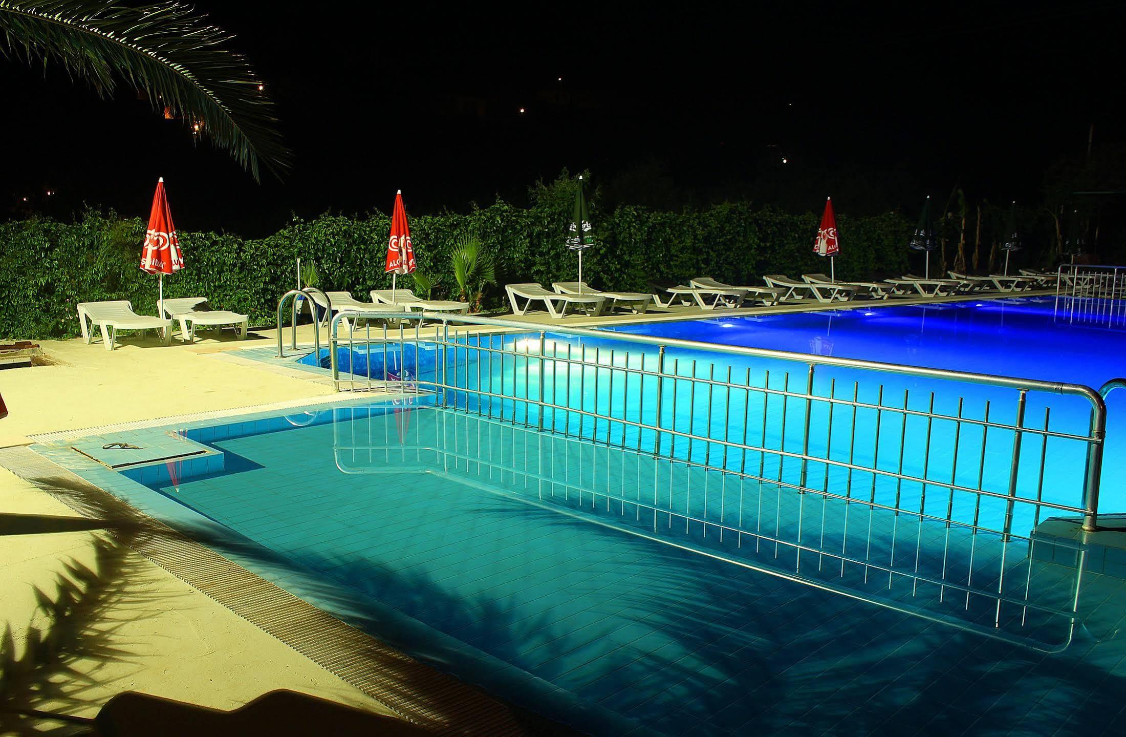 Verano Beach Hotel İçmeler Ngoại thất bức ảnh